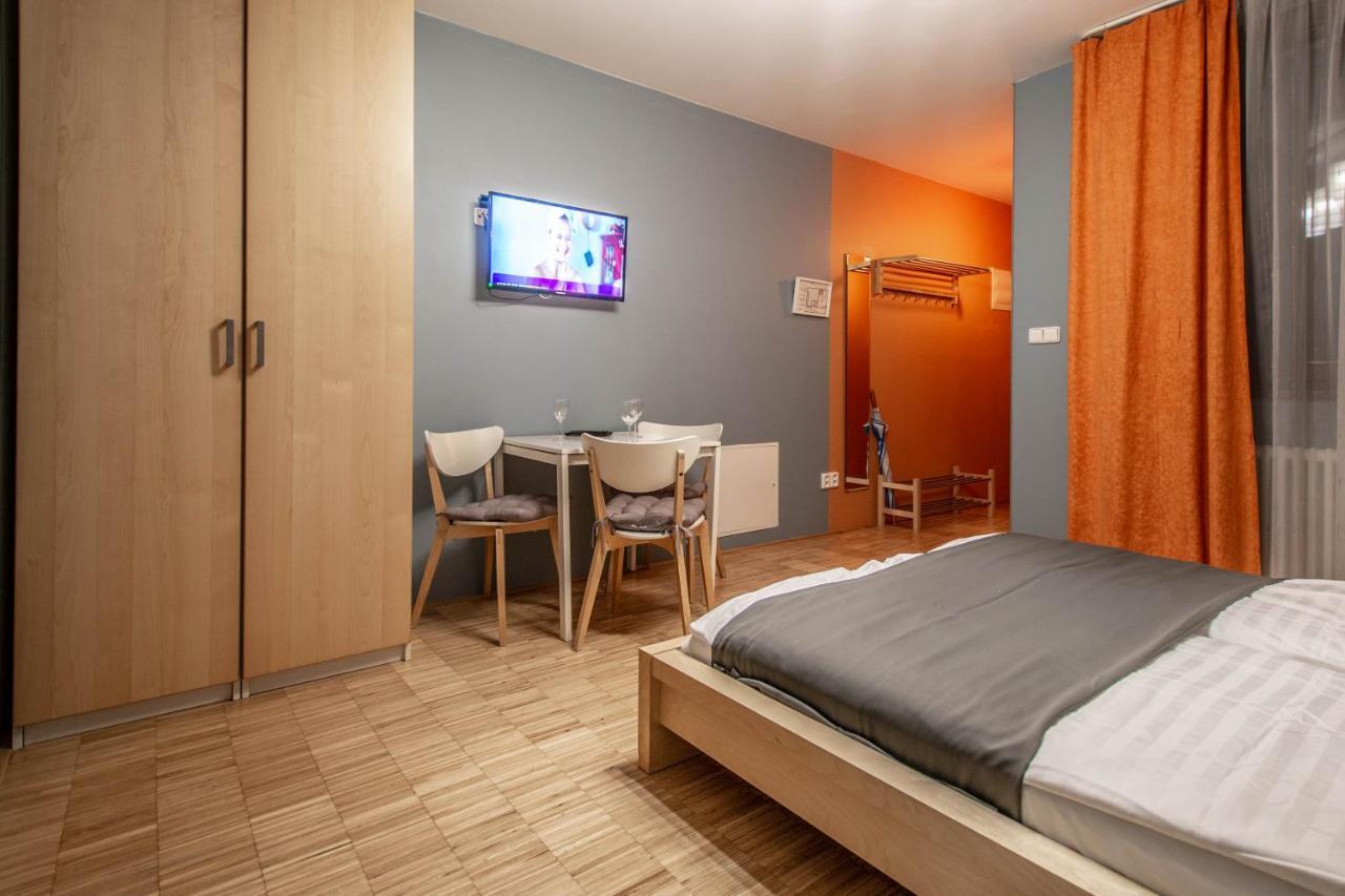 פראג National Museum Apartment By Ruterra מראה חיצוני תמונה